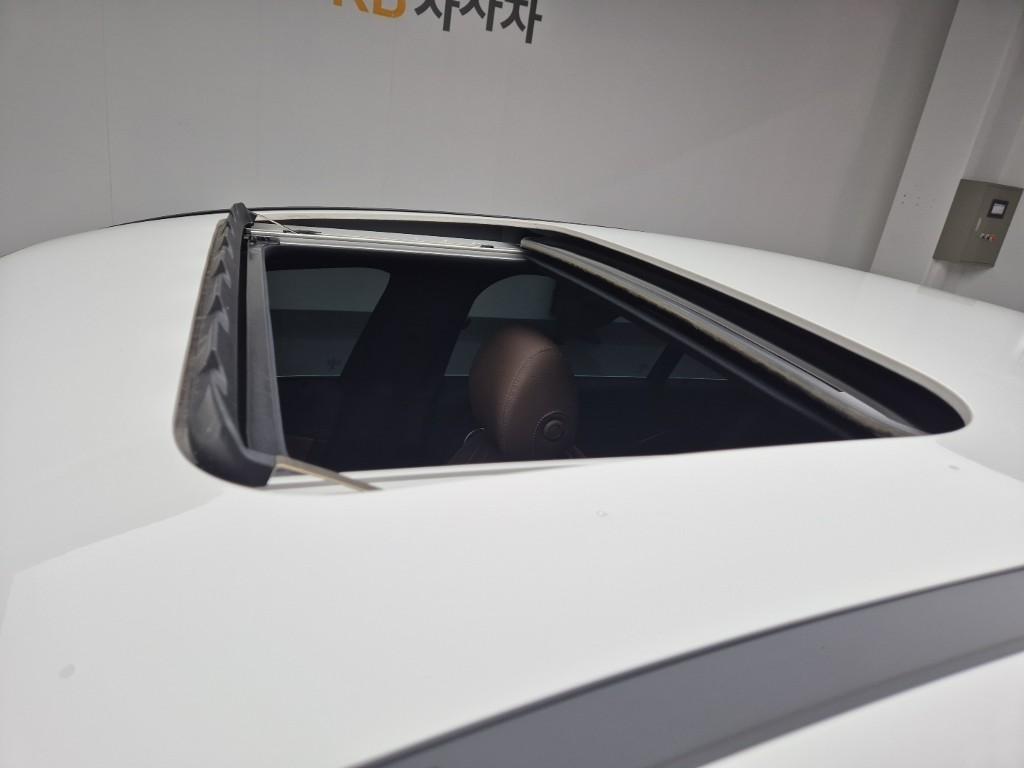 Mercedes Benz E class 2021 Blanco - Importación desde Corea - HF Imports Iquique - Foto 13