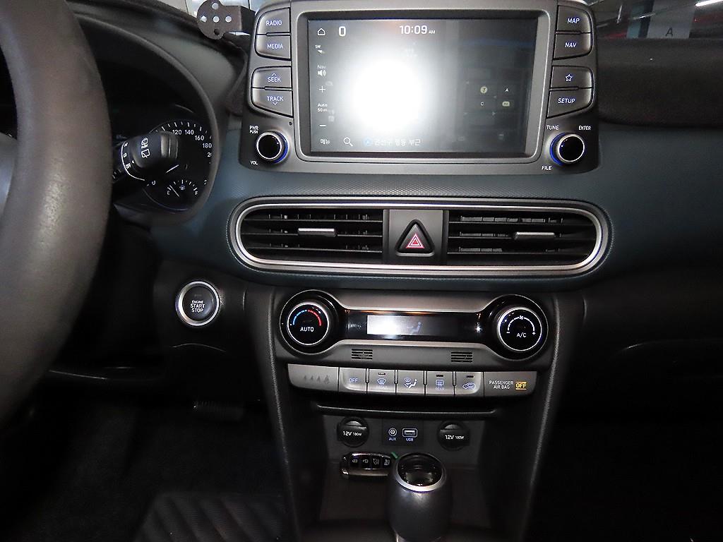 HYUNDAI Kona - Vista 11