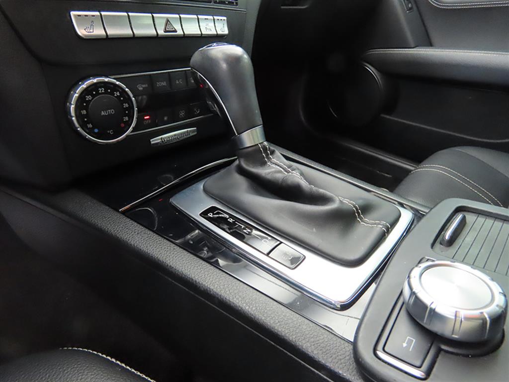 Mercedes Benz C Class - Vista 9