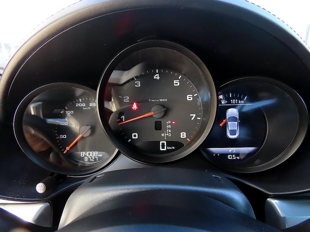 Porsche 718 - Vista 10