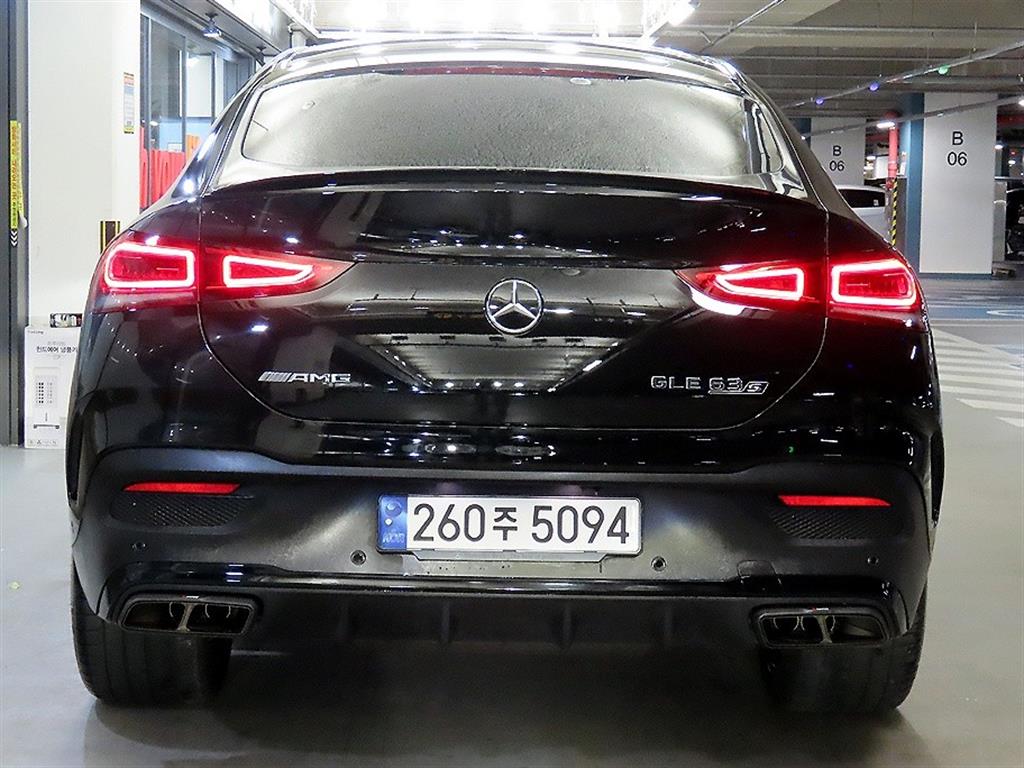 Mercedes Benz GLE Class - Vista 5