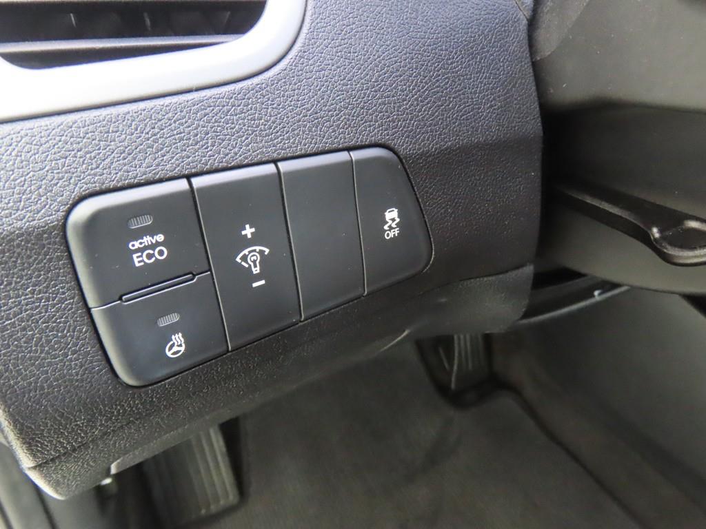 HYUNDAI Avante - Vista 10