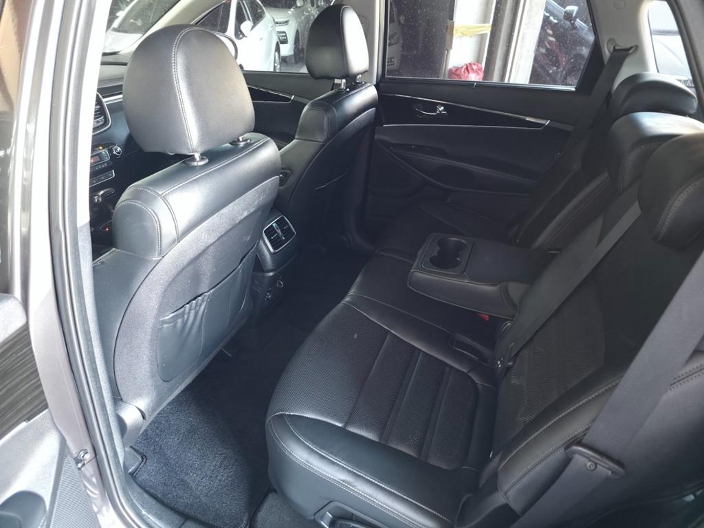 KIA Sorento 2019 Café - Importación desde Corea - HF Imports Iquique - Foto 18