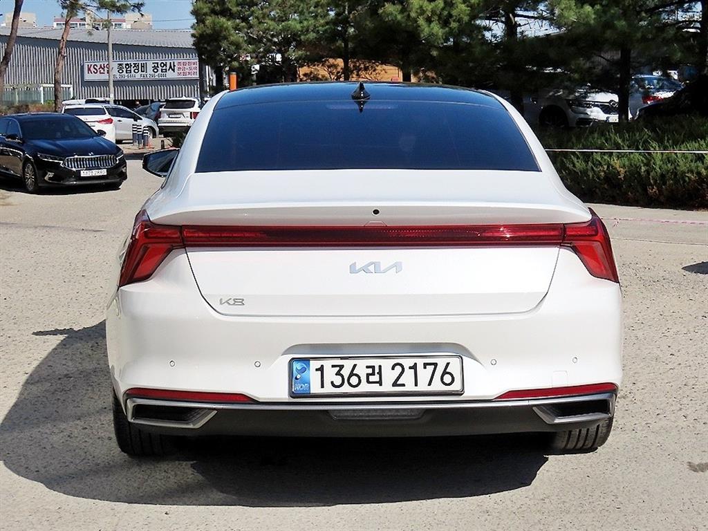 KIA K8 - Vista 4