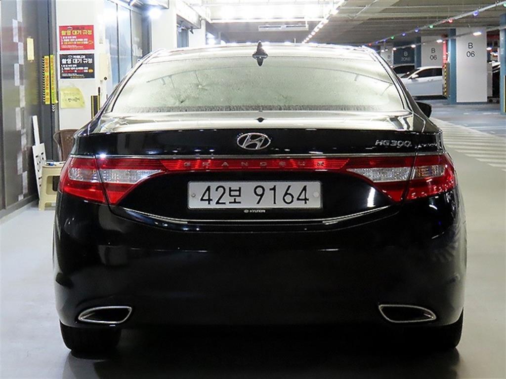 HYUNDAI Grandeur - Vista 5