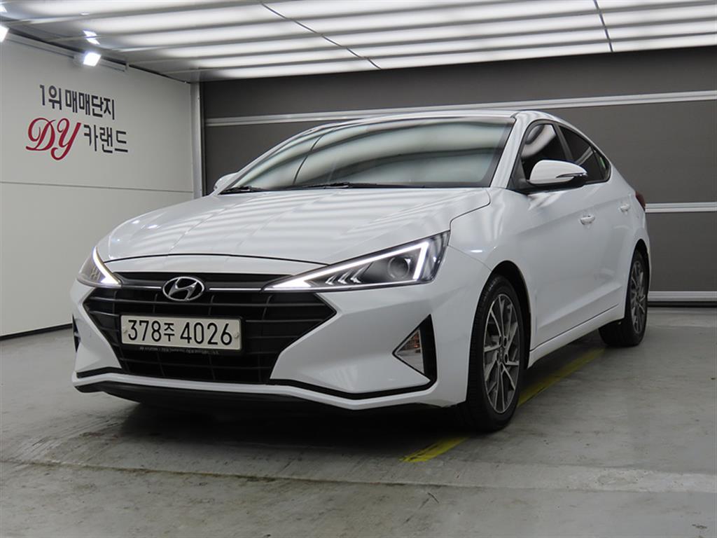 HYUNDAI Avante 2019 Blanco - Importación desde Corea - HF Imports Iquique - Foto 1