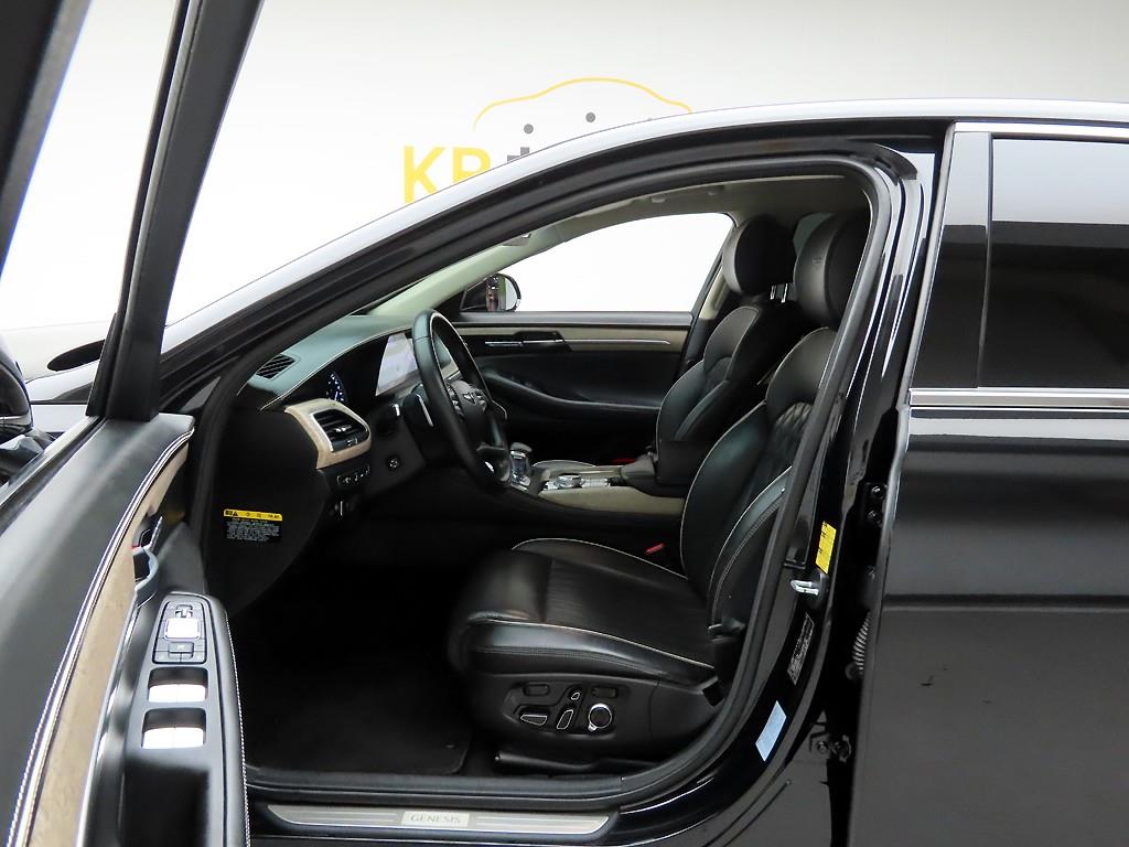 Genesis G90 - Vista 11