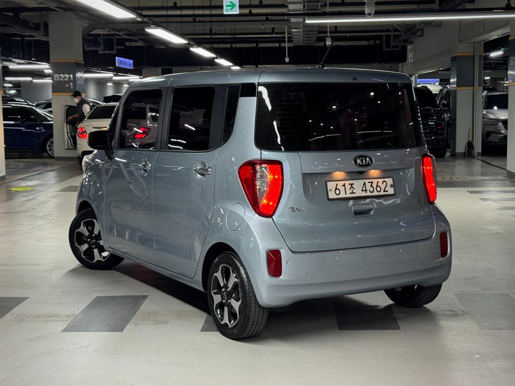 KIA Ray - Vista 2