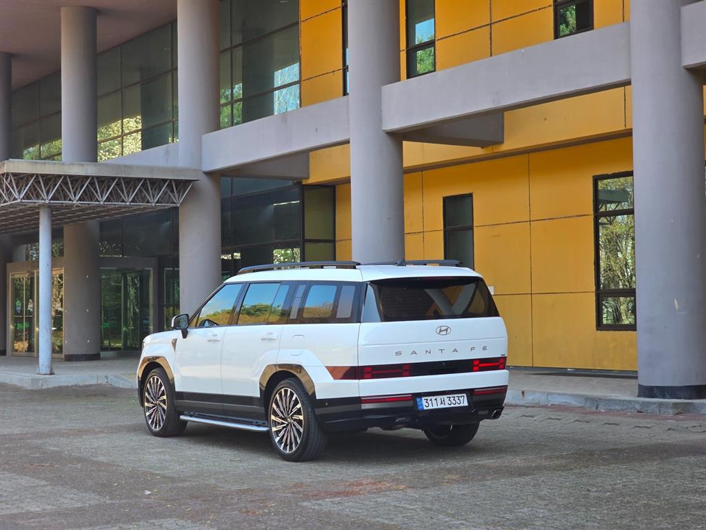 HYUNDAI Santa Fe - Vista 5