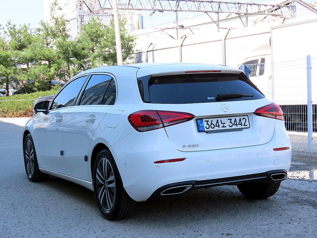 Mercedes Benz A Class - Vista 3