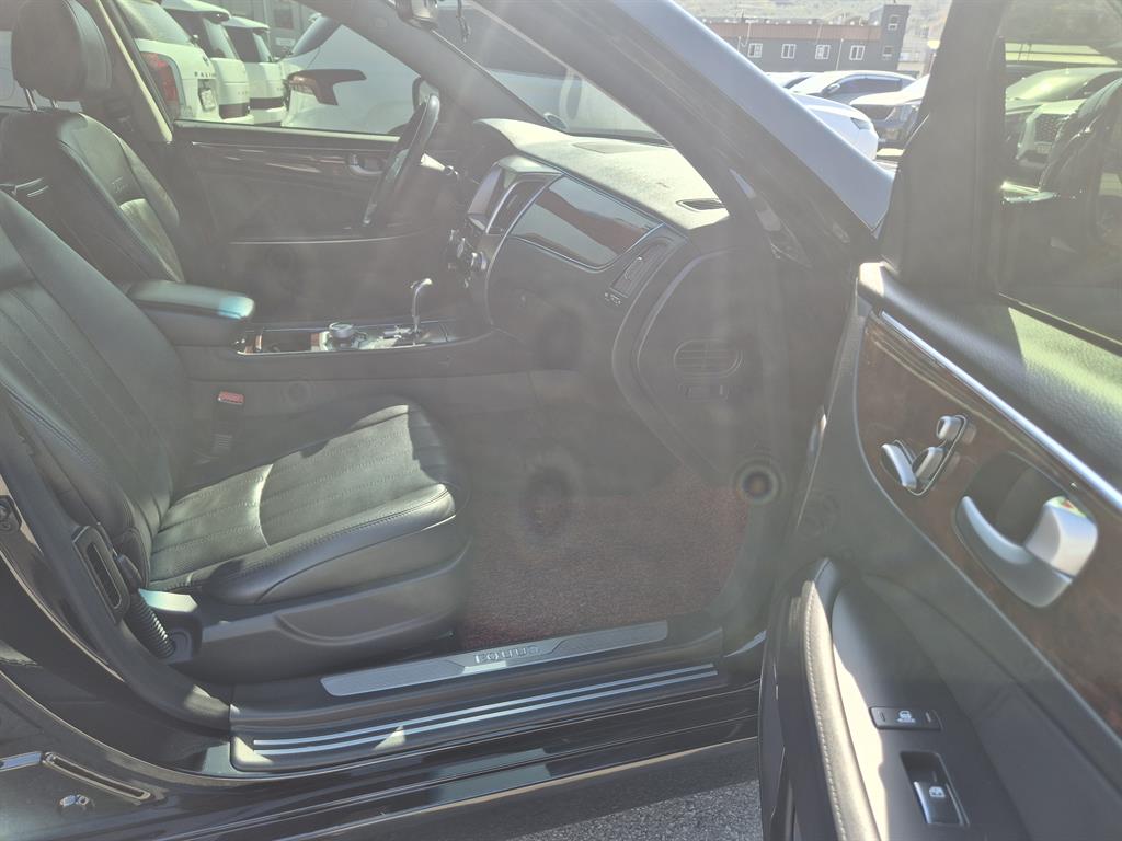 HYUNDAI Equus 2012 Negro - Importación desde Corea - HF Imports Iquique - Foto 15