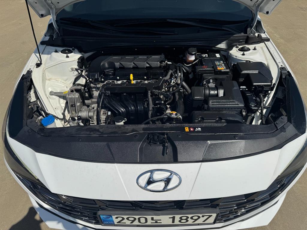 HYUNDAI Avante 2021 Blanco - Importación desde Corea - HF Imports Iquique - Foto 18