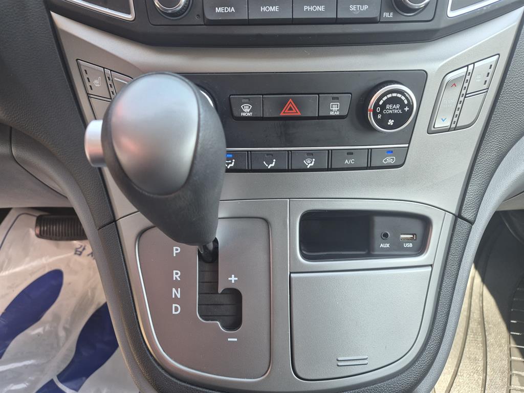 HYUNDAI Starex 2020 Amarillo - Importación desde Corea - HF Imports Iquique - Foto 13