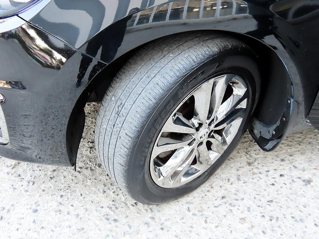 KIA Carnival 2016 Negro - Importación desde Corea - HF Imports Iquique - Foto 20