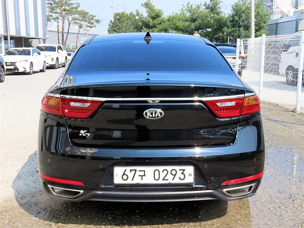 KIA K7 - Vista 4