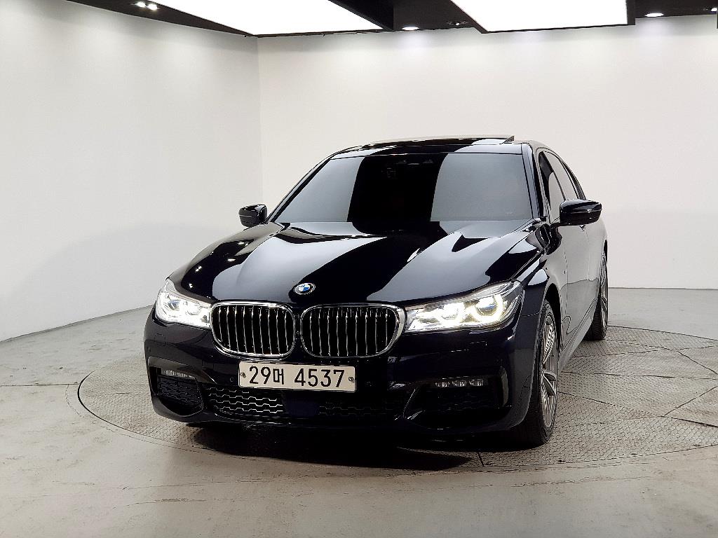 BMW 7 Series - Vista 2