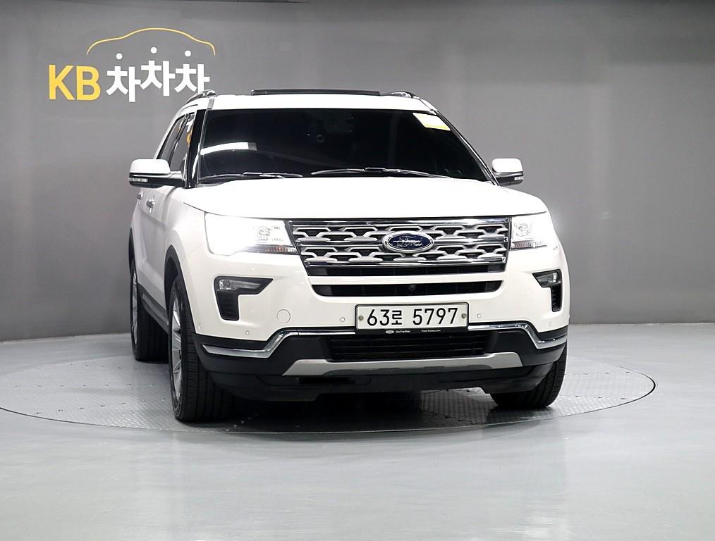 Ford Explorer - Vista 2