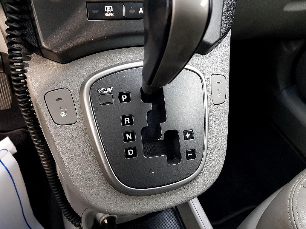 KIA Carens 2008 Gris - Importación desde Corea - HF Imports Iquique - Foto 16