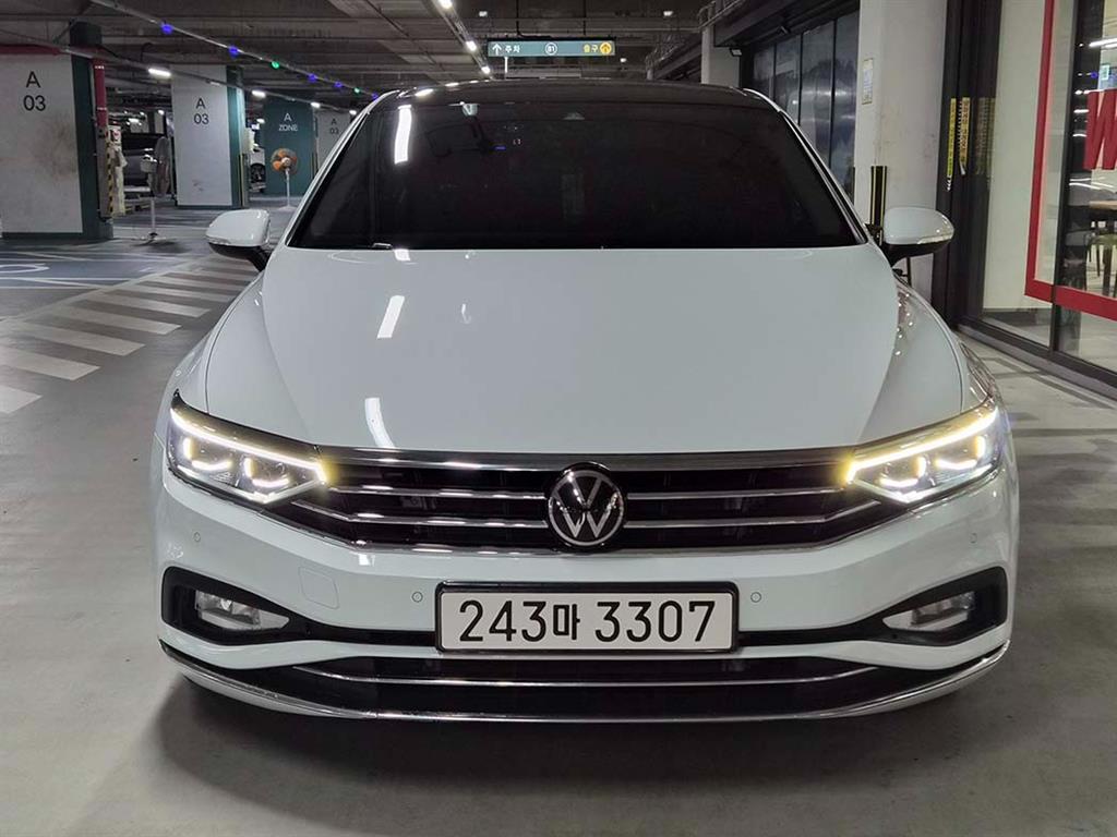 Volkswagen Passat - Vista 2