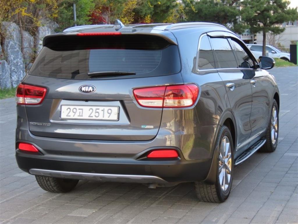 KIA Sorento - Vista 5