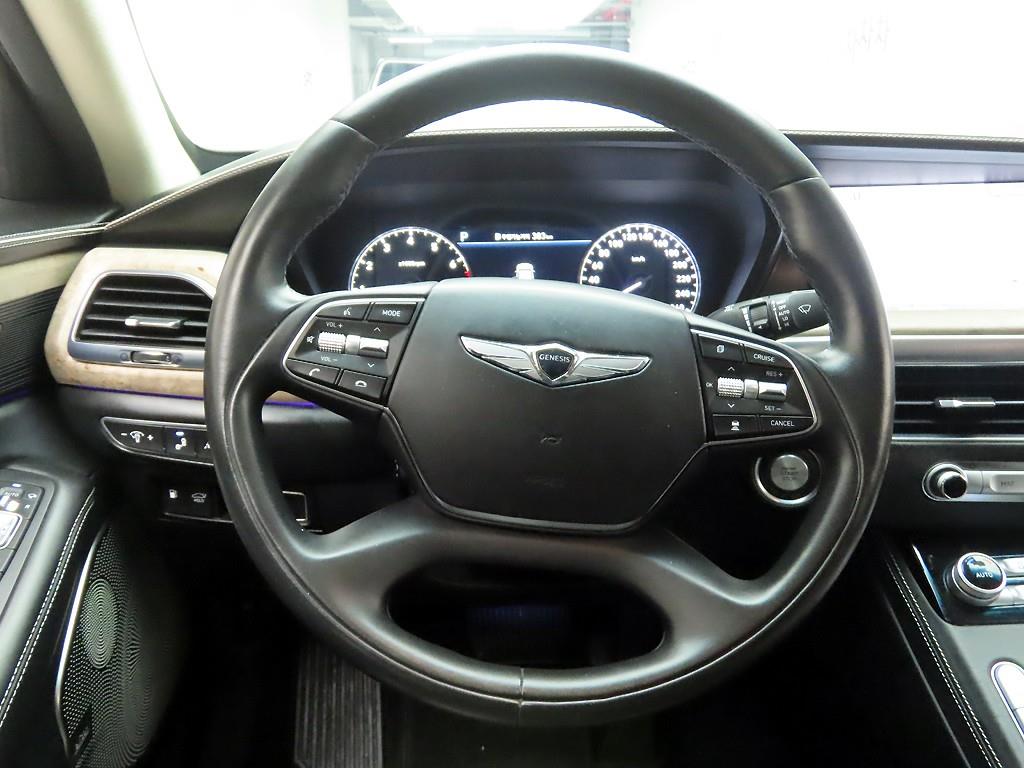 Genesis G90 - Vista 7