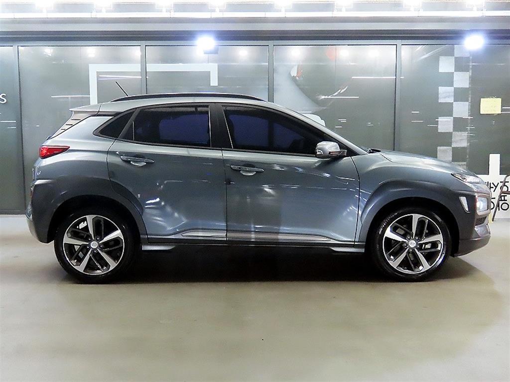 HYUNDAI Kona - Vista 3