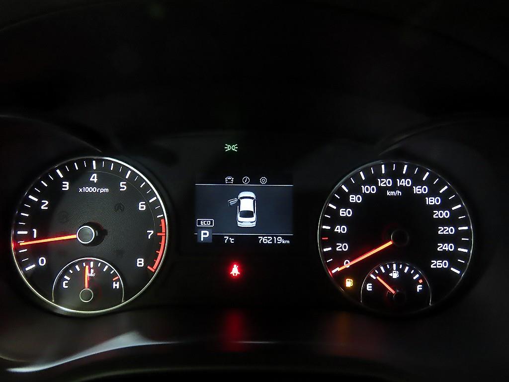 KIA K5 - Vista 8