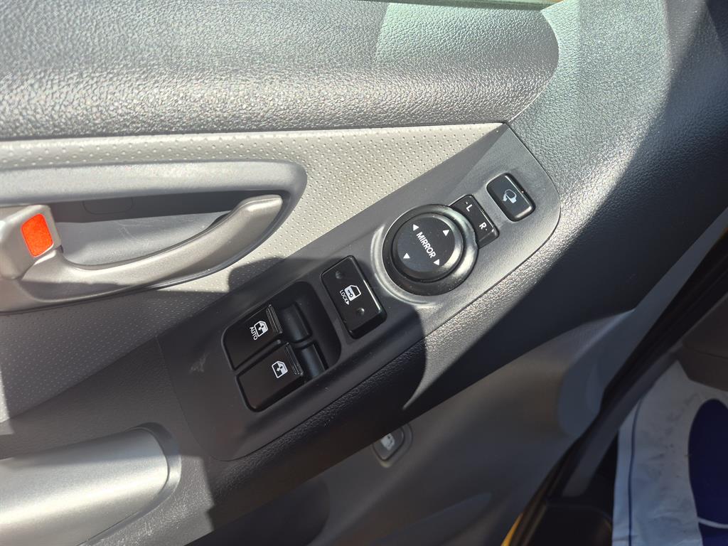 HYUNDAI Starex - Vista 10