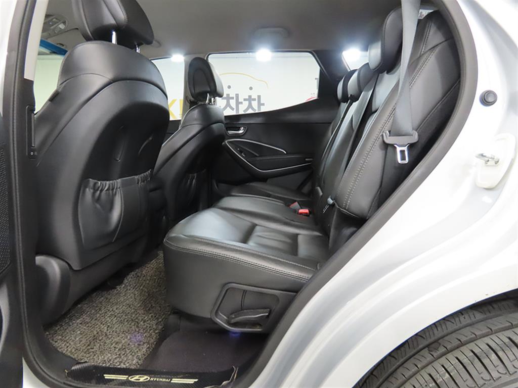 HYUNDAI Santa Fe - Vista 6