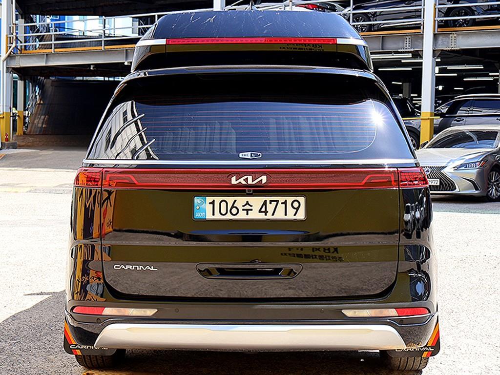 KIA Carnival - Vista 5
