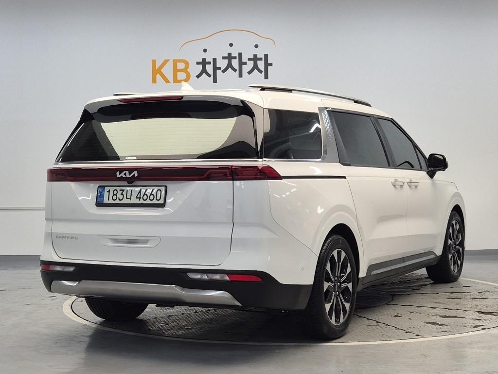 KIA Carnival - Vista 3