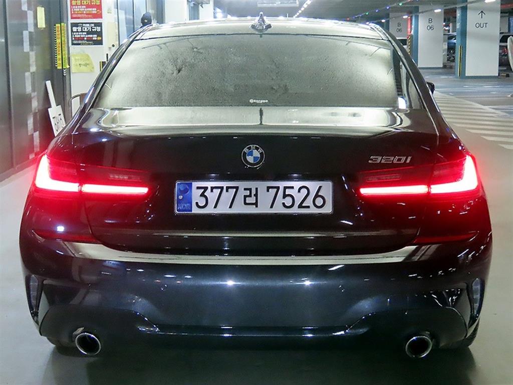 BMW 3 series - Vista 4