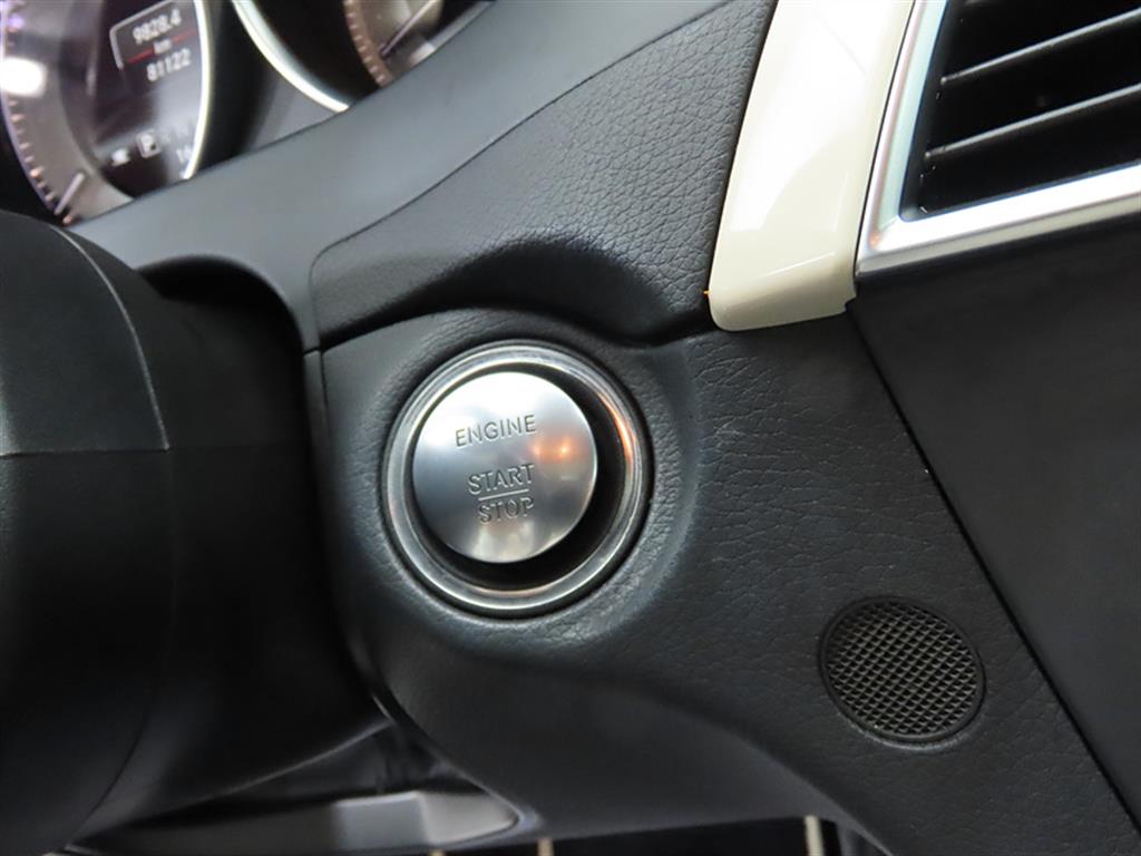 Mercedes Benz C Class - Vista 10