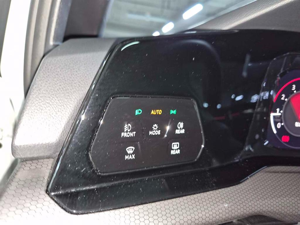 Volkswagen Golf 2023 Blanco - Importación desde Corea - HF Imports Iquique - Foto 13