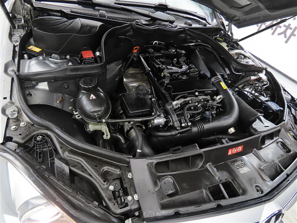 Mercedes Benz C Class 2013 Gris - Importación desde Corea - HF Imports Iquique - Foto 19