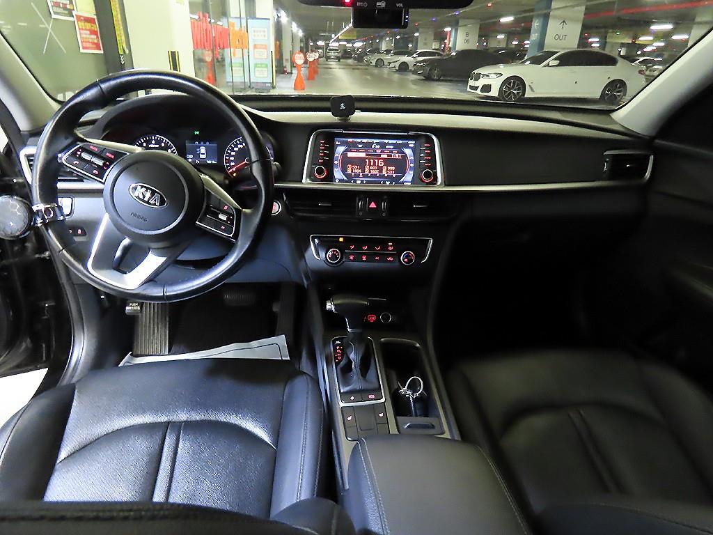 KIA K5 - Vista 9