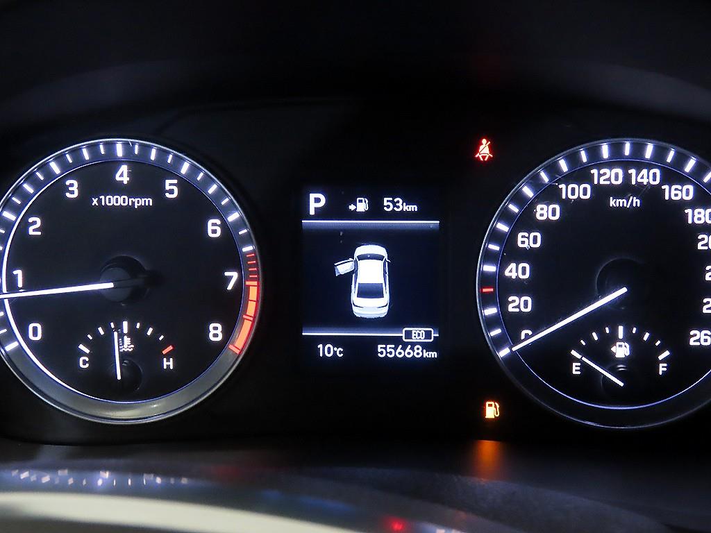 HYUNDAI Sonata - Vista 9