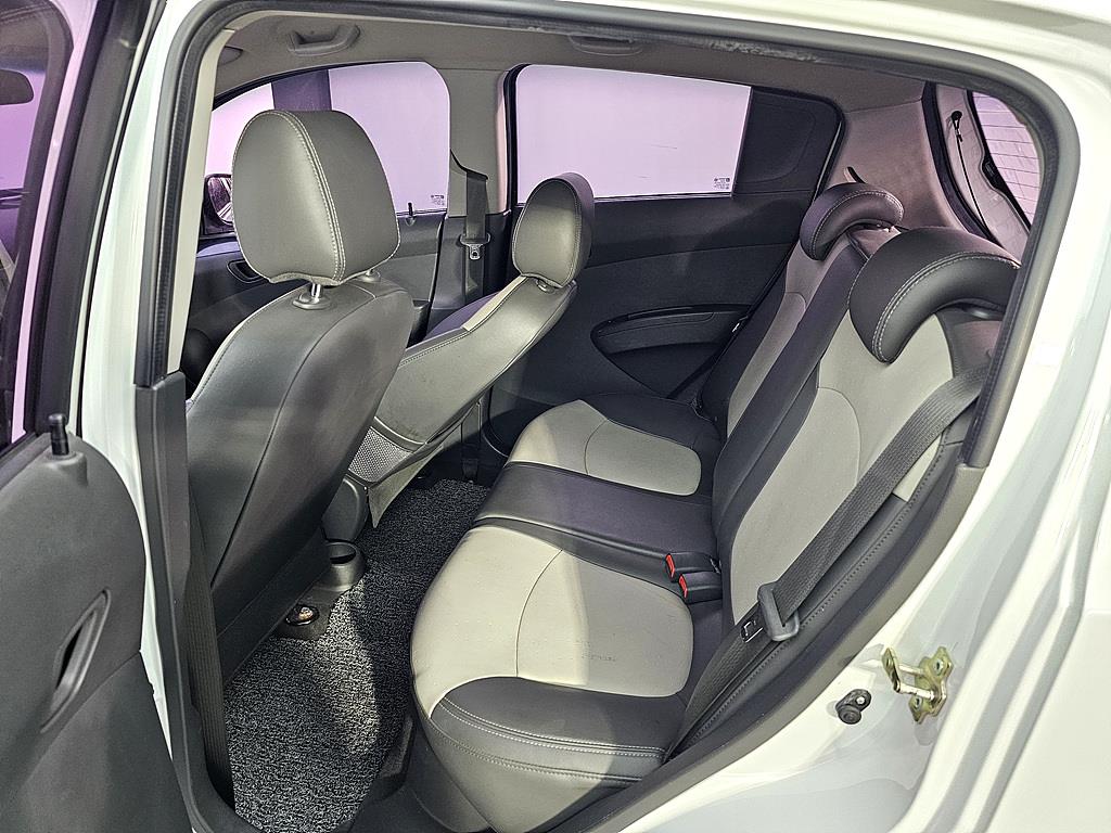 Chevrolet Spark - Vista 9