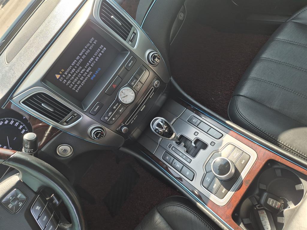 HYUNDAI Equus 2012 Negro - Importación desde Corea - HF Imports Iquique - Foto 14