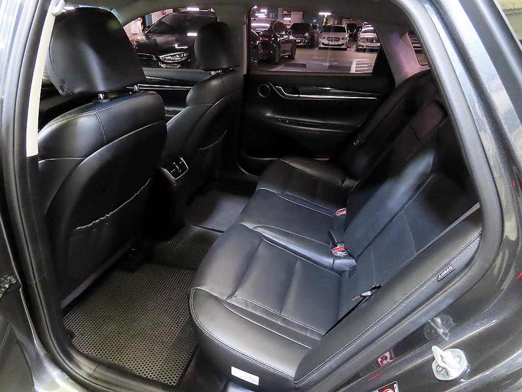 HYUNDAI Grandeur - Vista 7