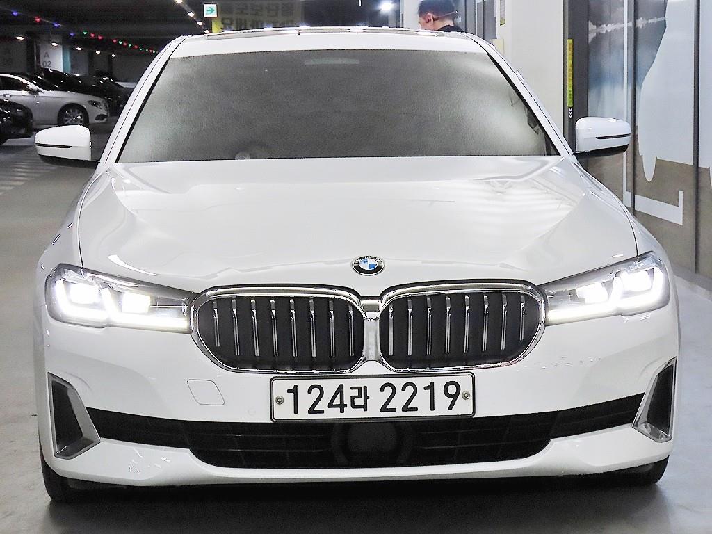 BMW 5 Series - Vista 2