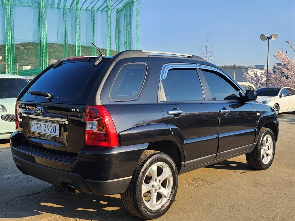 KIA Sportage - Vista 4