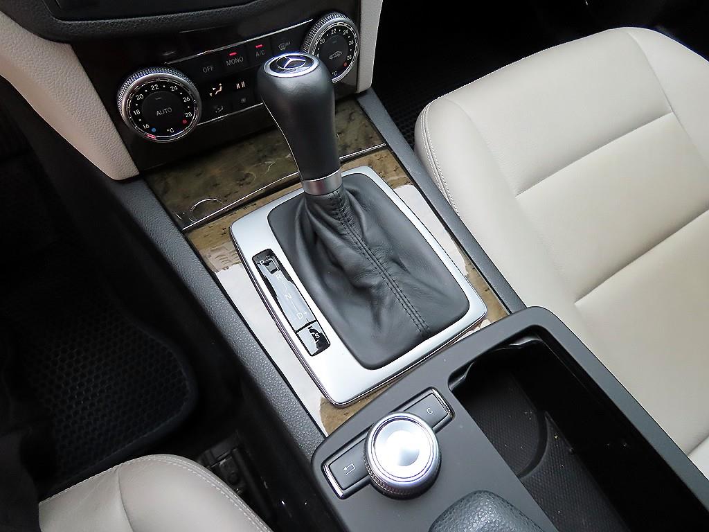 Mercedes Benz C Class - Vista 10