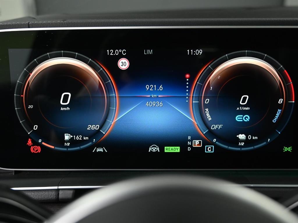 Mercedes Benz GLE Class - Vista 11