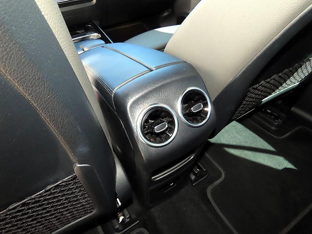 Mercedes Benz EQA 2021 Gris - Importación desde Corea - HF Imports Iquique - Foto 17