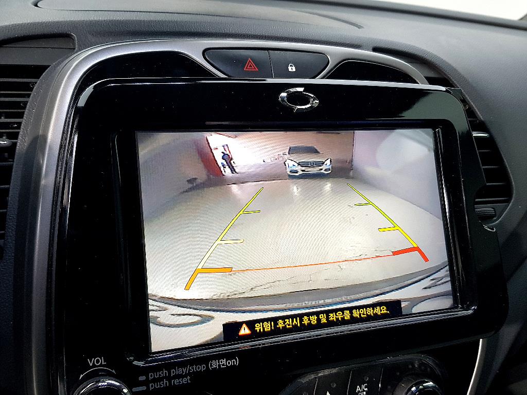 SAMSUNG QM3 - Vista 12