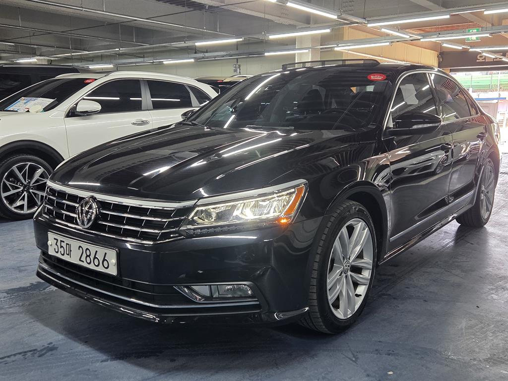 Volkswagen Passat 2018 Negro - Importación desde Corea - HF Imports Iquique - Foto 1
