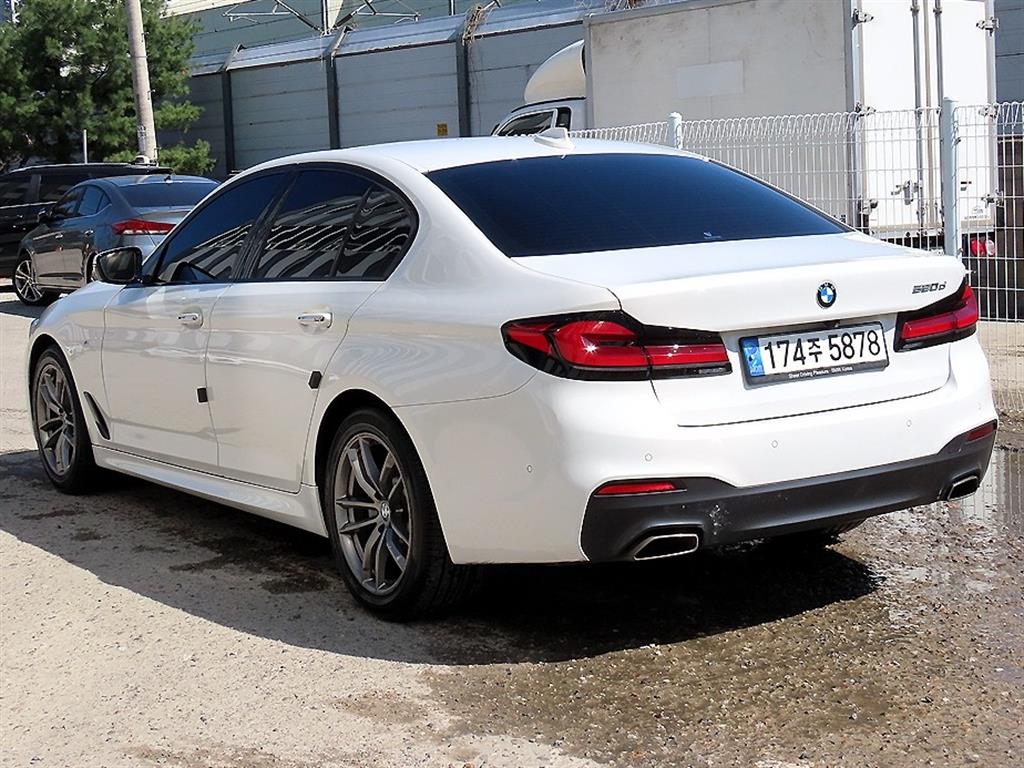 BMW 5 Series - Vista 3