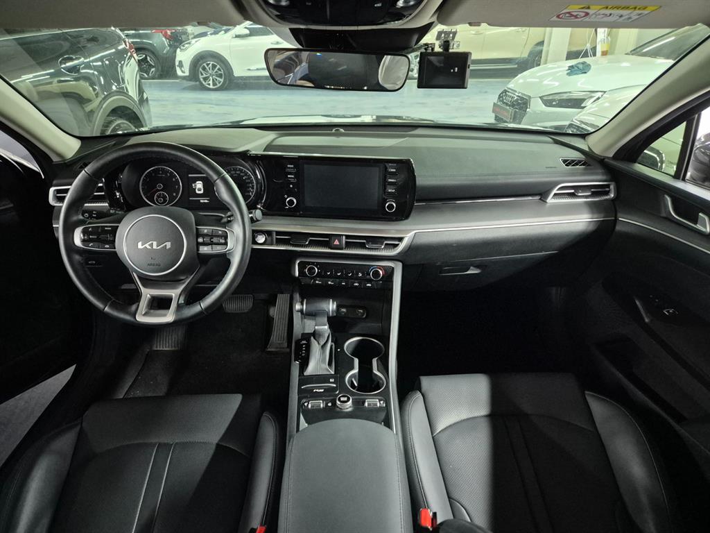 KIA K5 - Vista 9