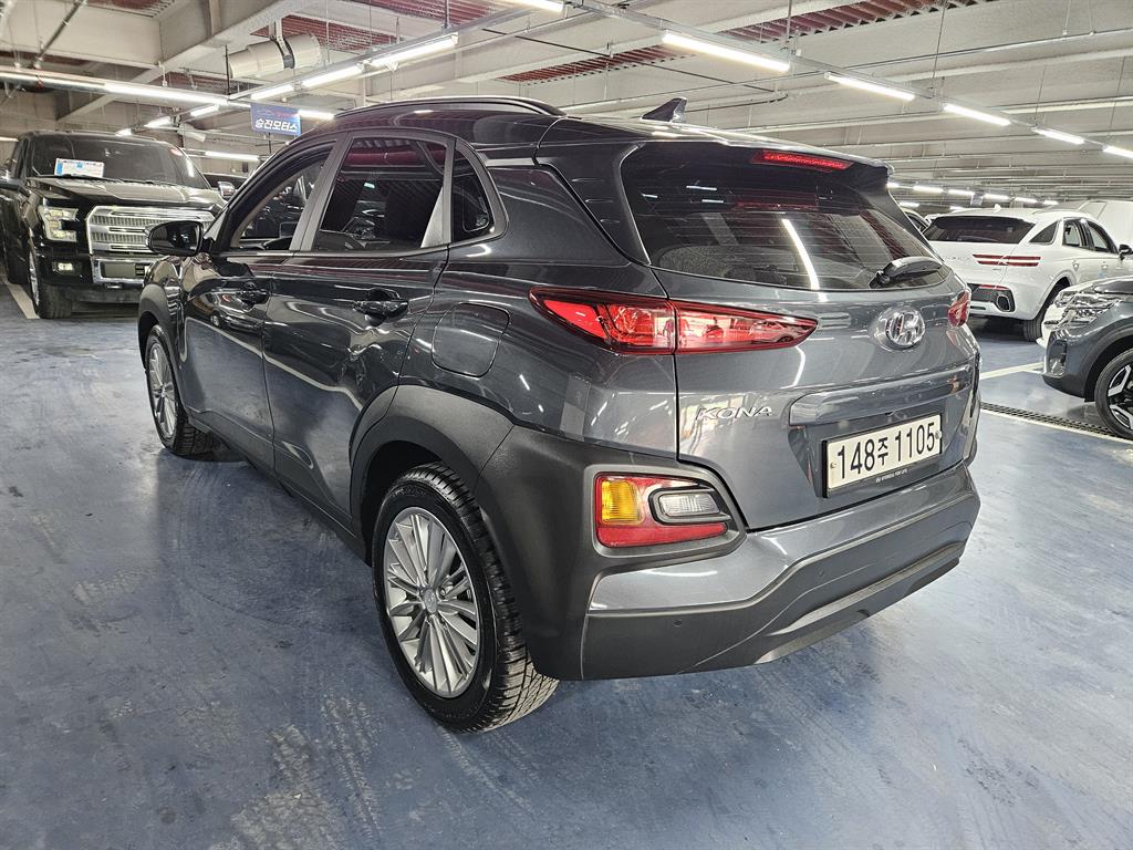 HYUNDAI Kona - Vista 3